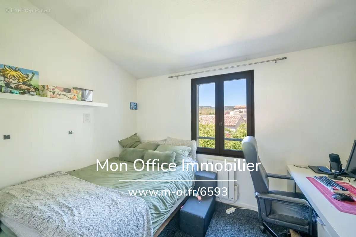 Maison à LE THOLONET