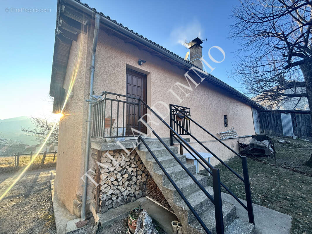 Maison à BREZIERS