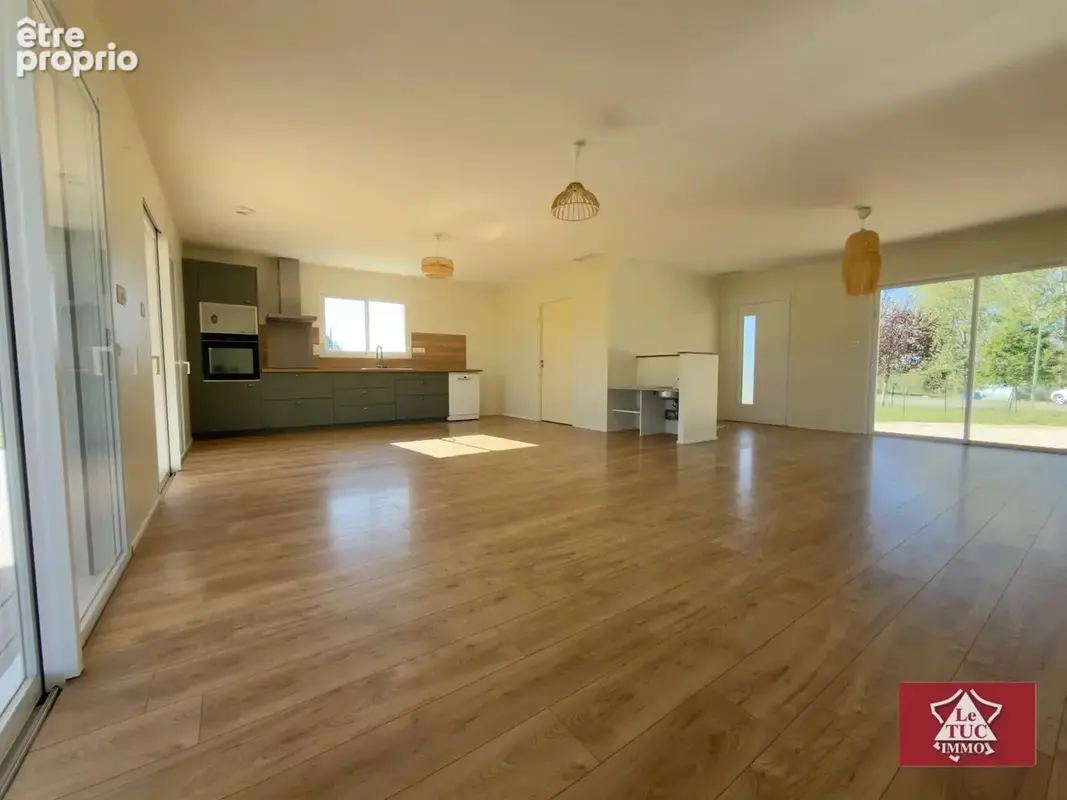 Maison contemporaine avec 4 chambres et grand jardin. - photo 8