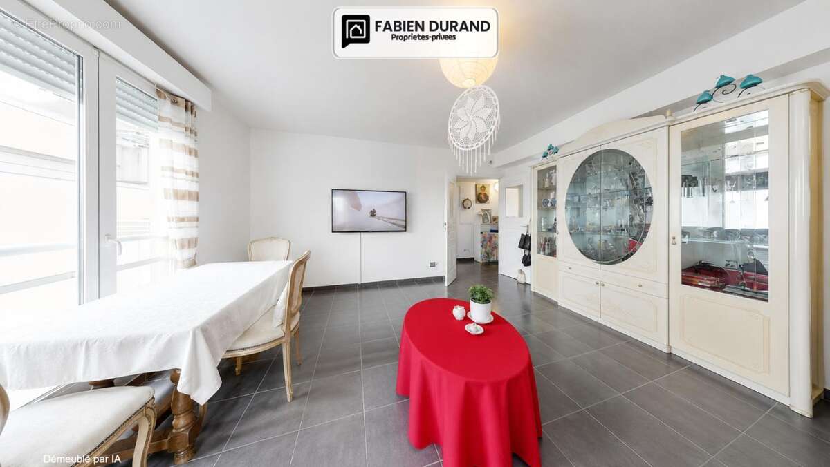 Appartement Loué à Mandelieu La Napoule 2 pièce(s) 42 m2 - photo 9