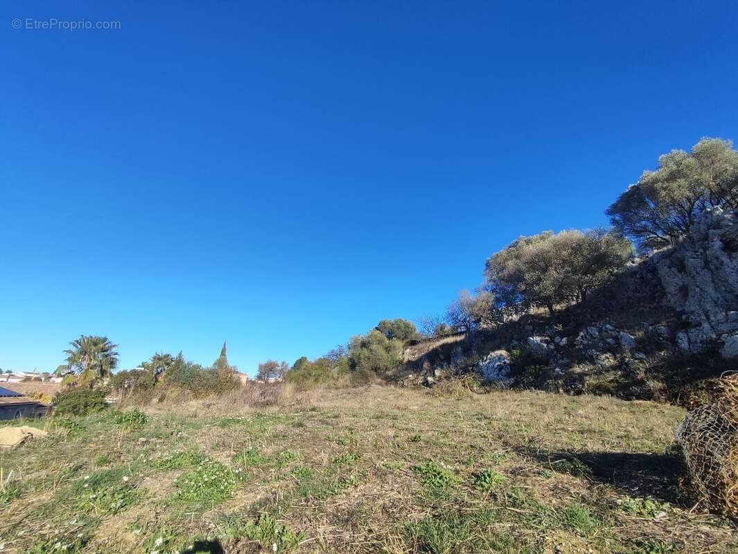 Terrain à GIGEAN