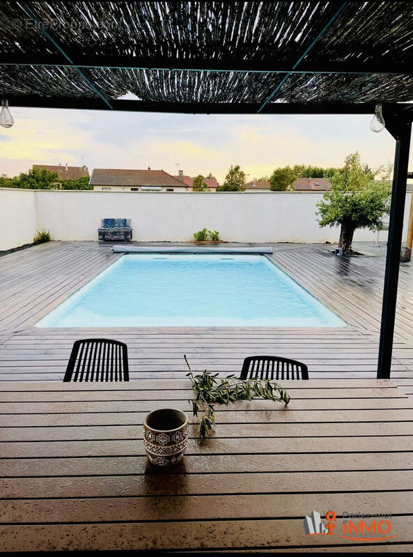 Maison à SAINT-DENIS-EN-BUGEY