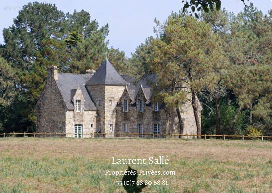 Maison de Maître de 250 m2, édifiée dans un parc boisée de plus de 4 hectares - photo 1
