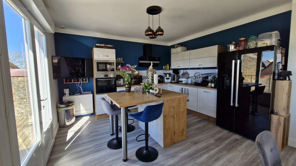 Maison à BONNETABLE