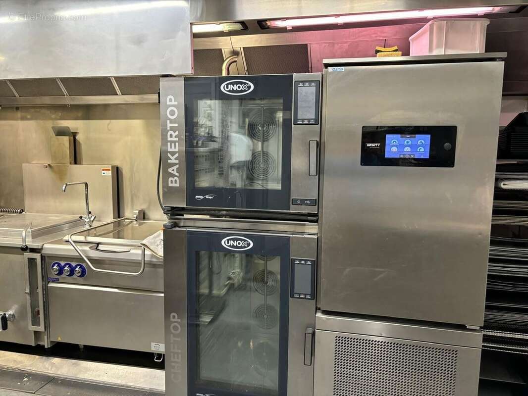 Commerce à MAZERES-SUR-SALAT