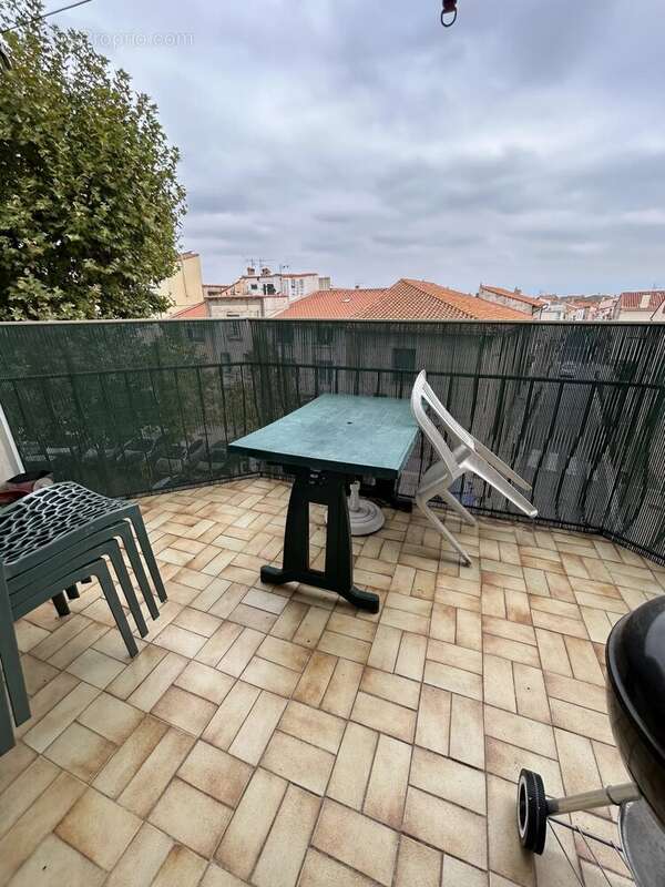 Appartement à PEZILLA-LA-RIVIERE