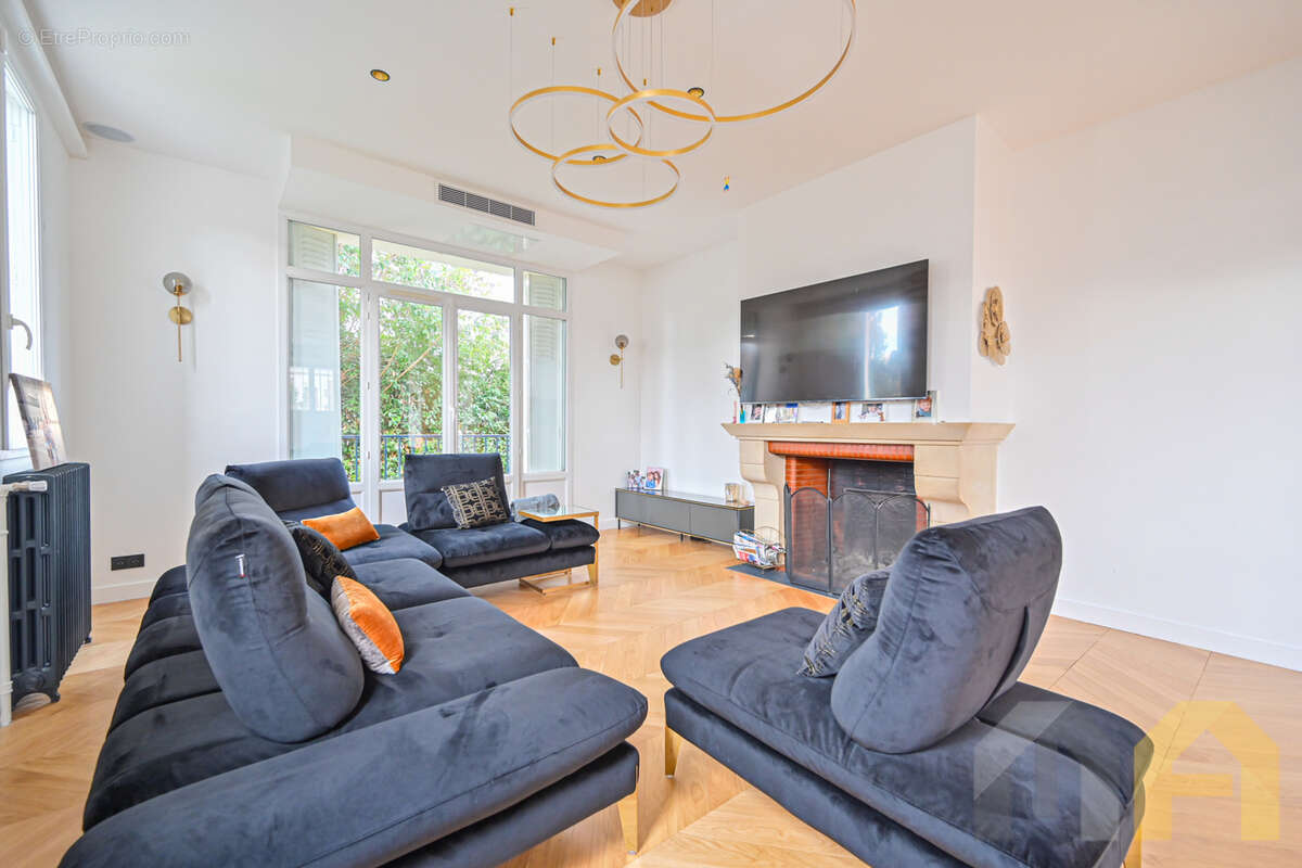 Maison à NOGENT-SUR-MARNE