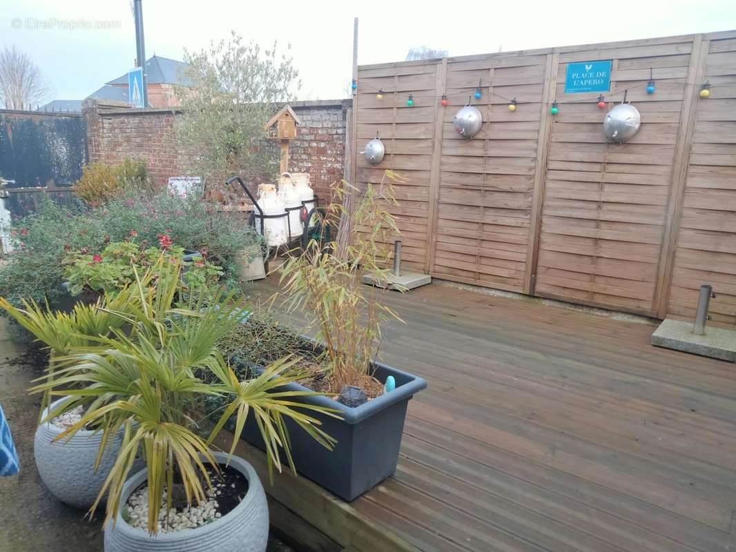 Commerce à EPLESSIER