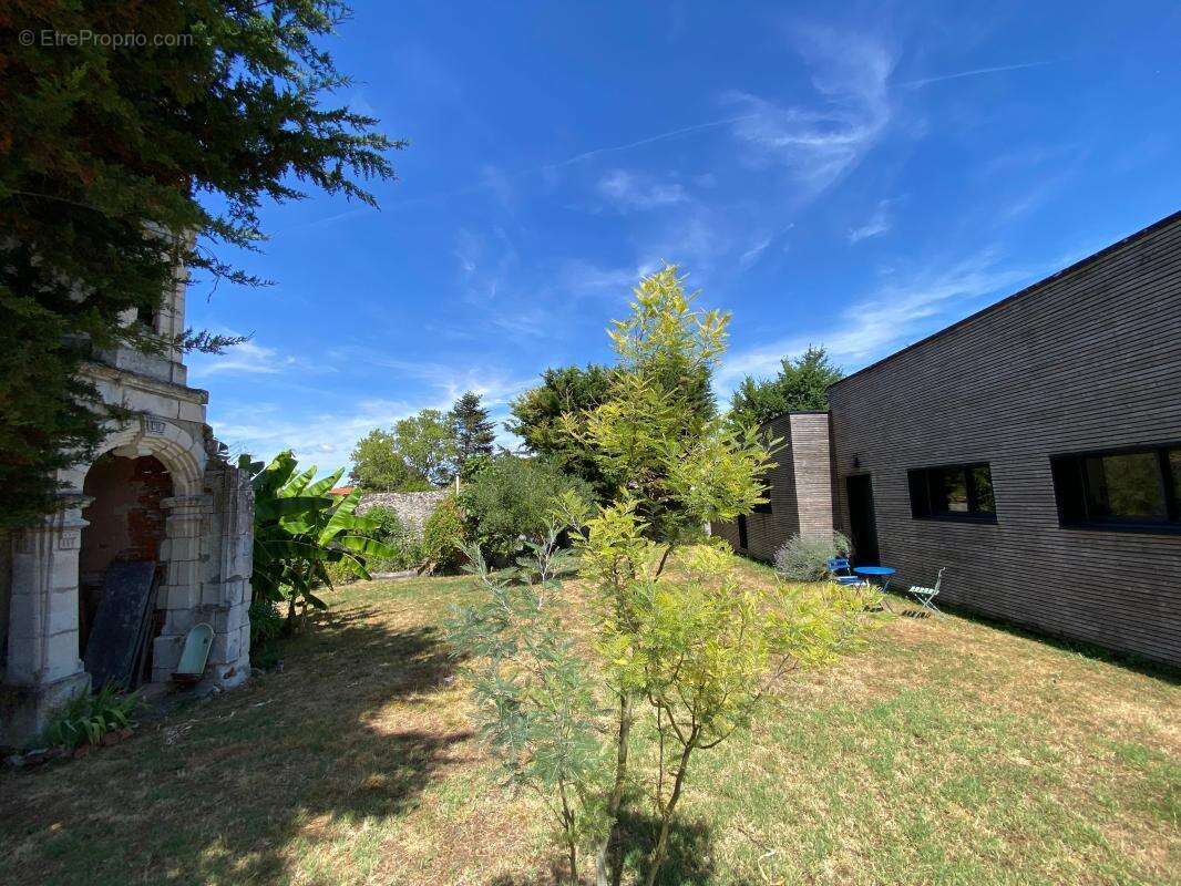 Villa COUP DE COEUR de 2015 de 130 m² avec Piscine couloir de 13x3 sur 2281 m² de Terrain divisible - photo 7