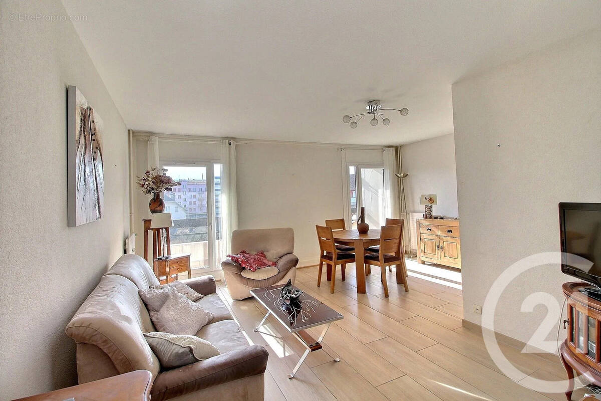Appartement à THONON-LES-BAINS