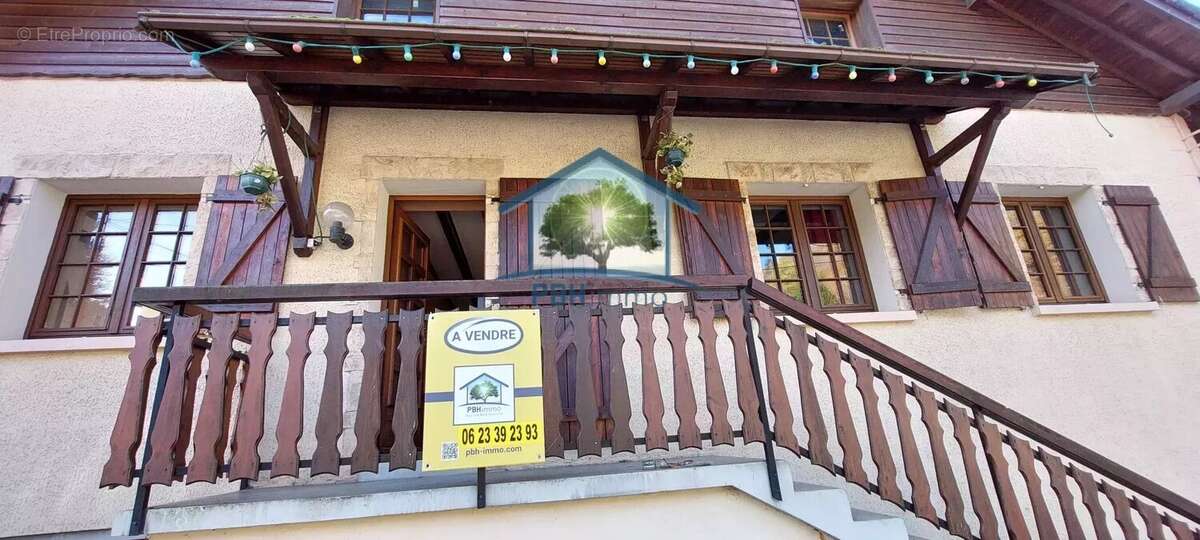 Maison à FRESSE-SUR-MOSELLE