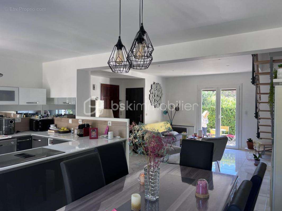 Maison à FRONTIGNAN