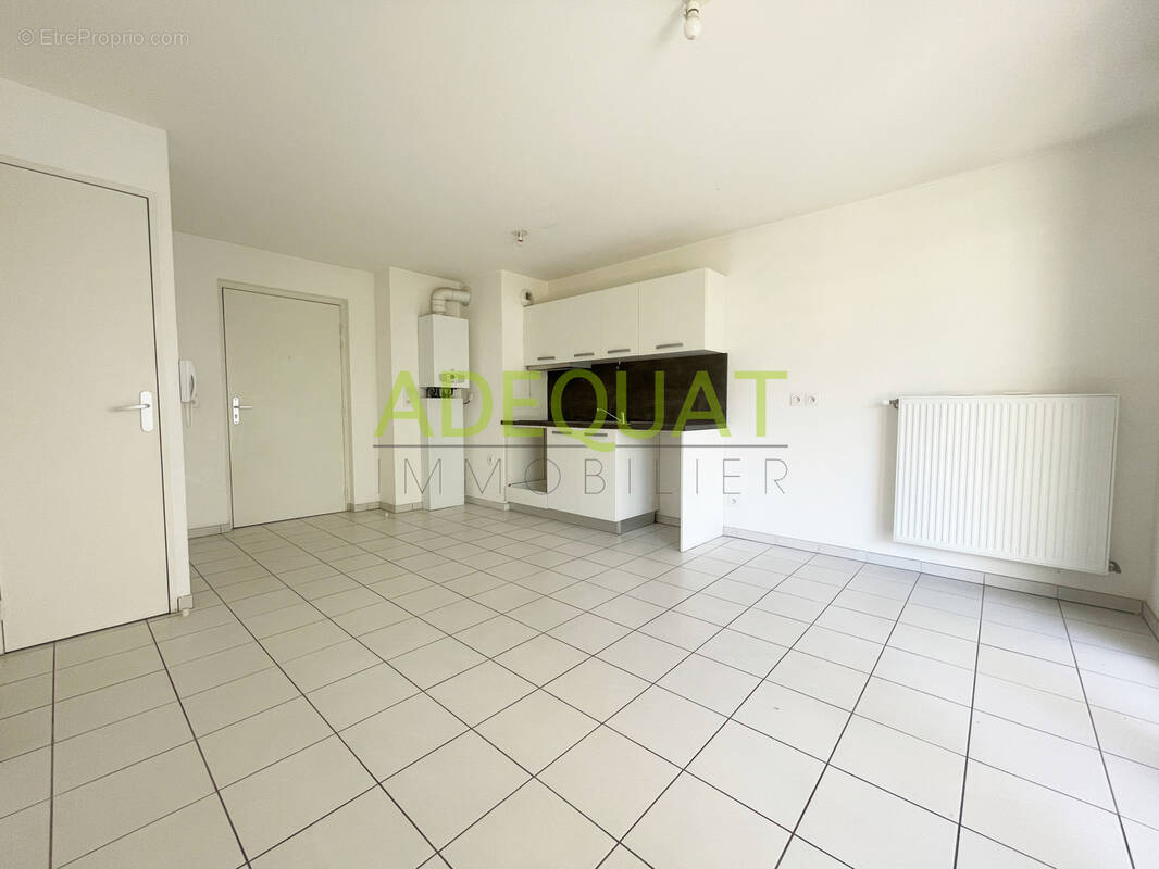 Appartement à SAINT-FONS
