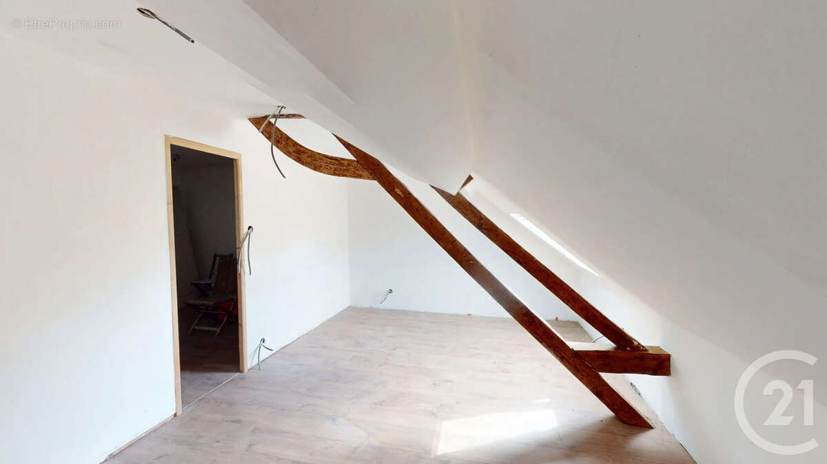 Maison à MONT-D'ORIGNY