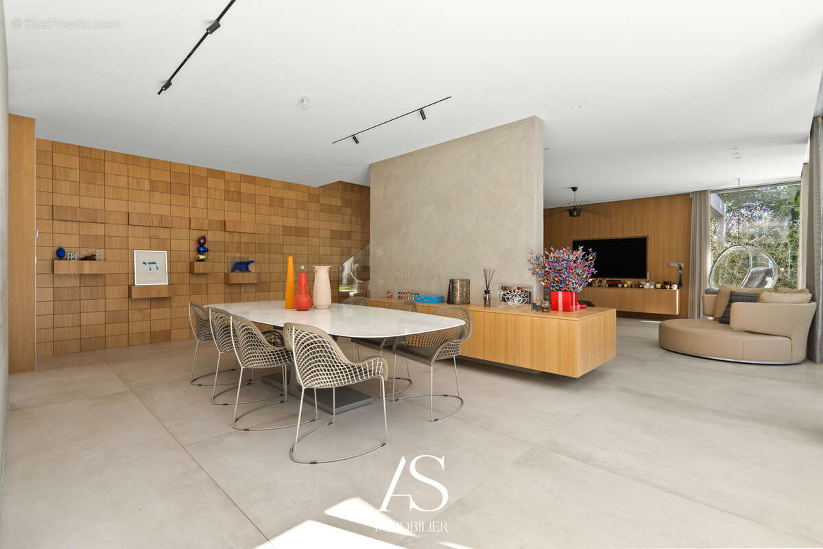 Maison à SAINT-CYR-AU-MONT-D'OR