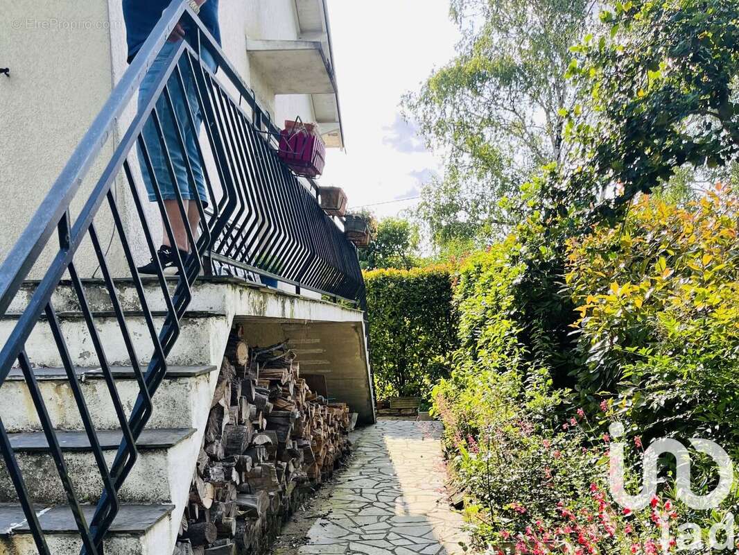 Photo 2 - Maison à FEUCHEROLLES