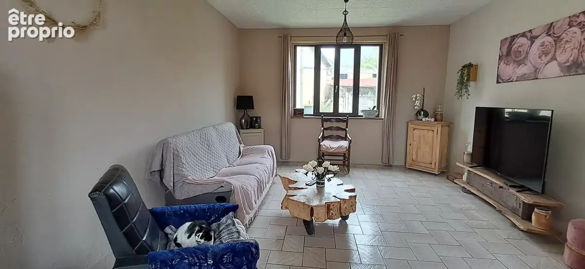 Longère rénovée et dépendances - photo 5
