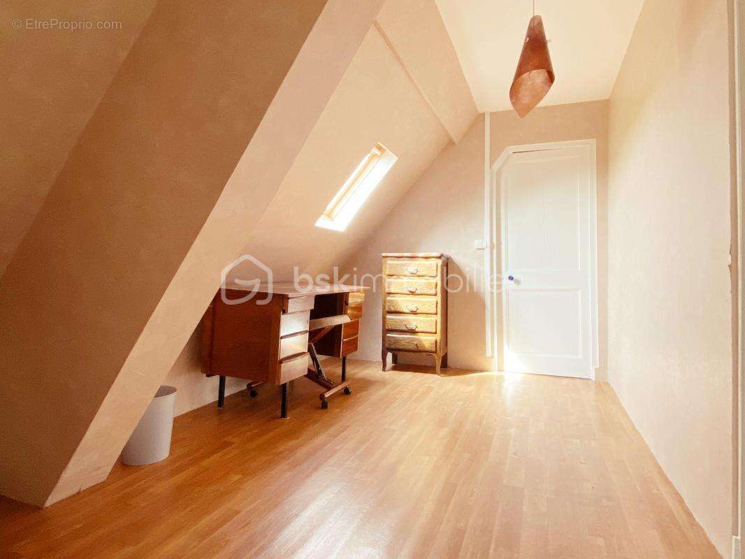 Maison à FORGES-LES-EAUX