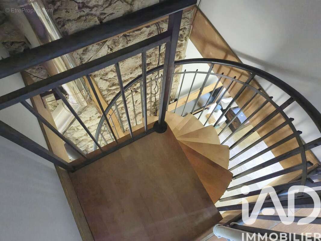 Maison 65 m² à Saint-Arnoult-En-Yvelines  - photo 7