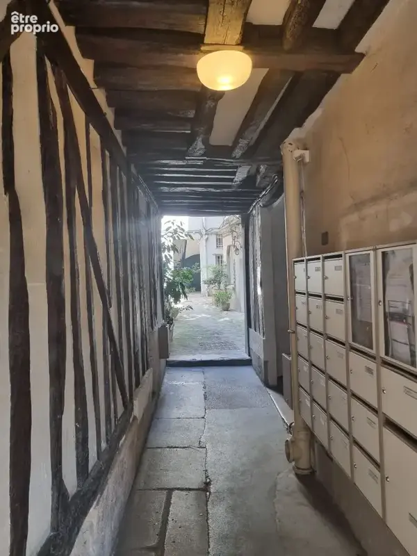 PARIS 5ème - Quartier MONGE  - un GRAND STUDIO de 31.65 m² - photo 7