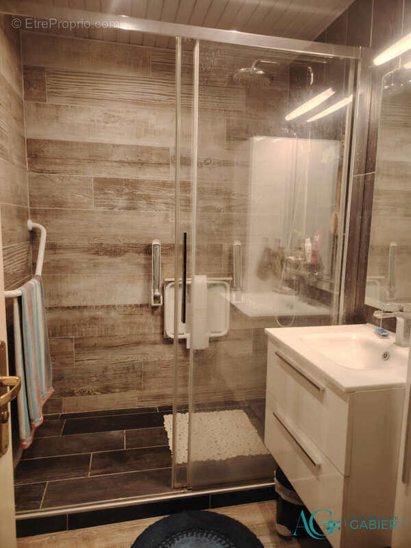 Appartement à HYERES