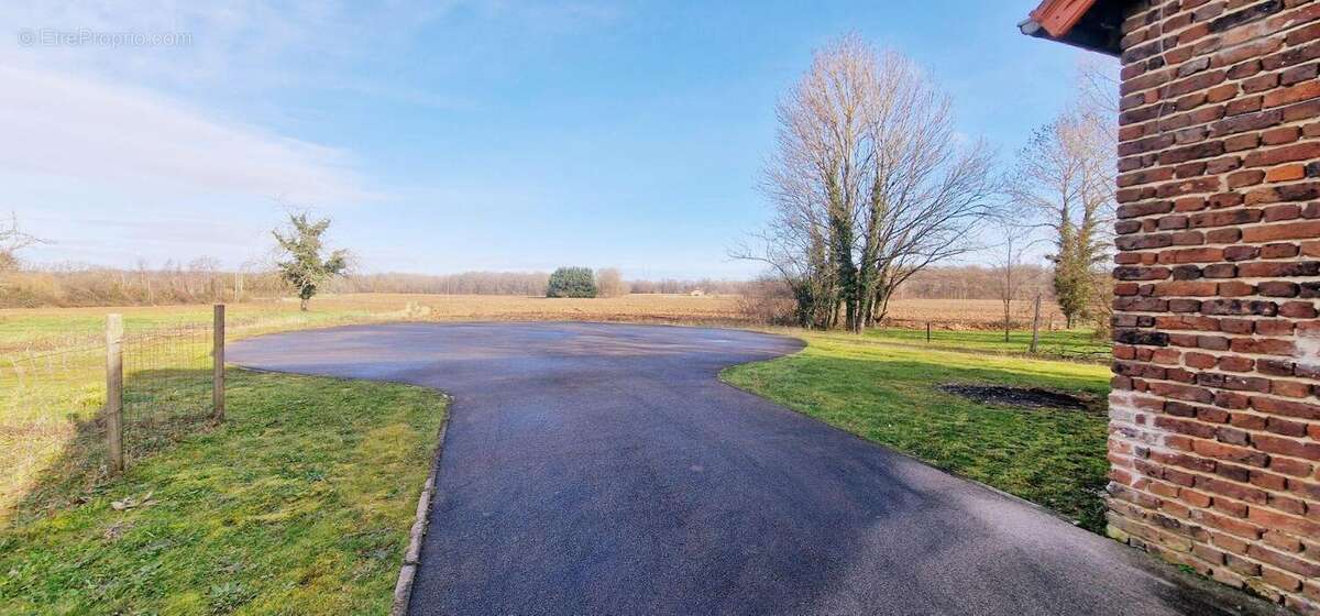 Maison à LONS-LE-SAUNIER