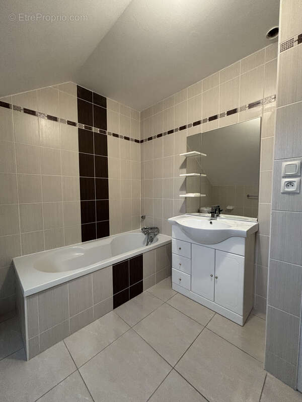 Maison à LE LION-D'ANGERS