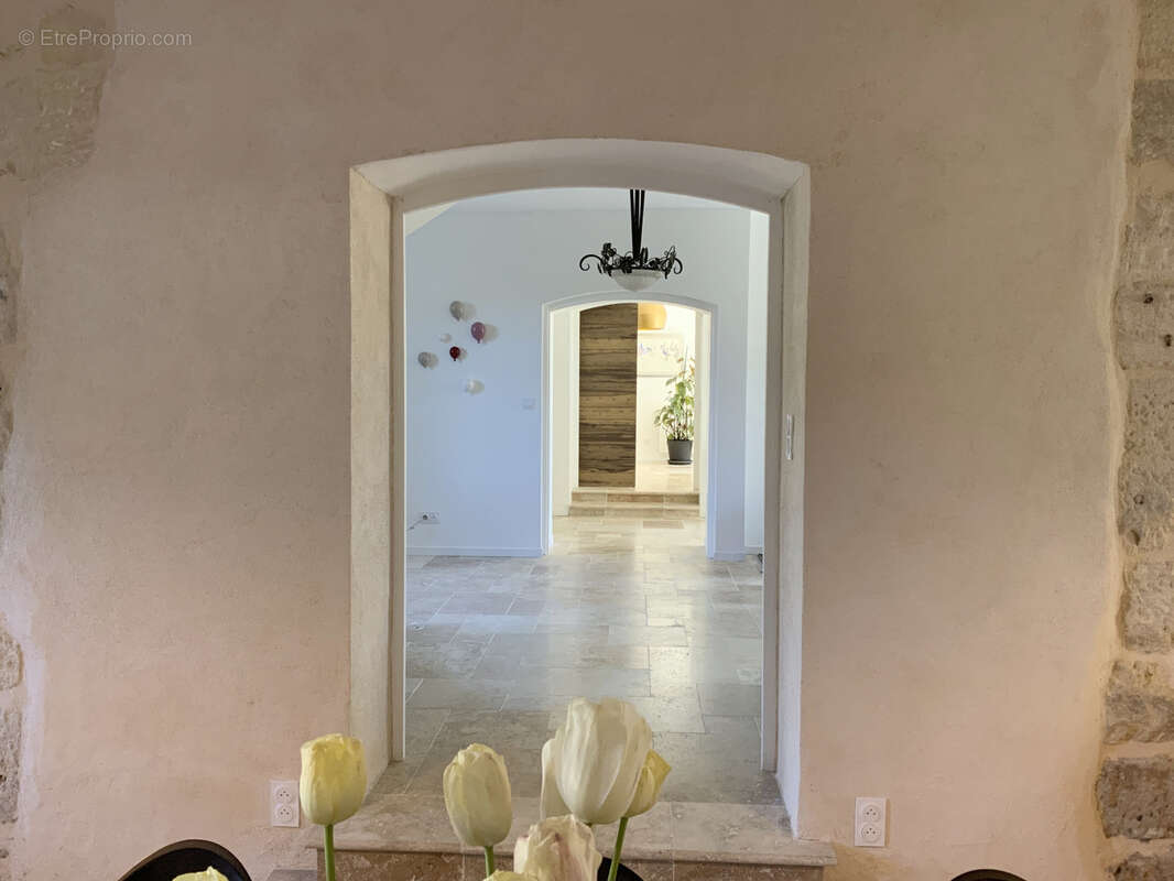 Propriété d'exception à 350 m du centre d' Uzès à pieds. - photo 15