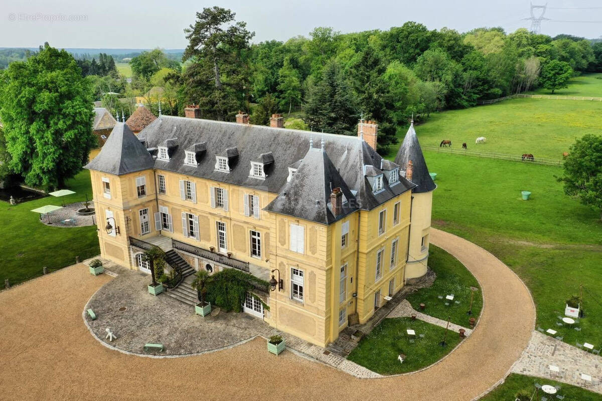 Appartement à VAUGRIGNEUSE