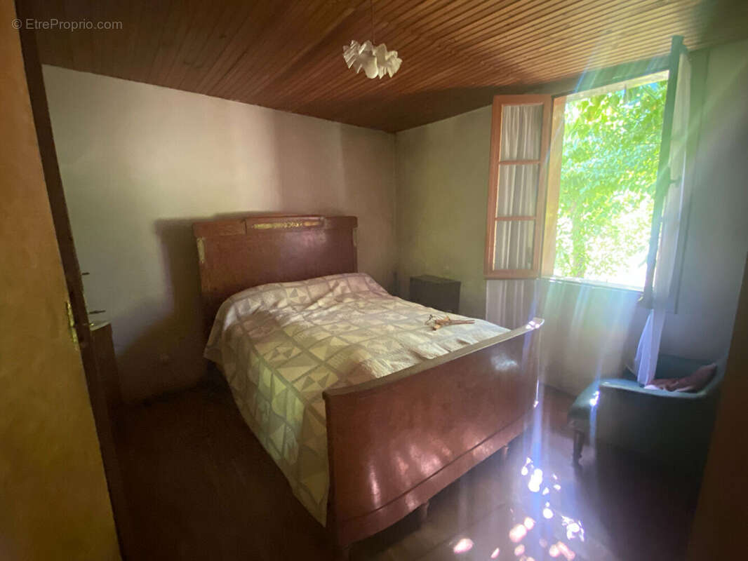 Maison a renover - photo 4