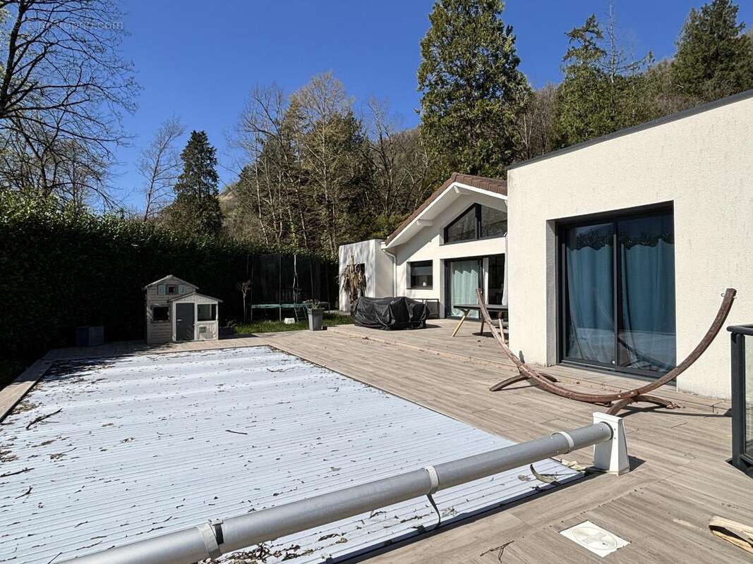 Maison à VAULNAVEYS-LE-HAUT