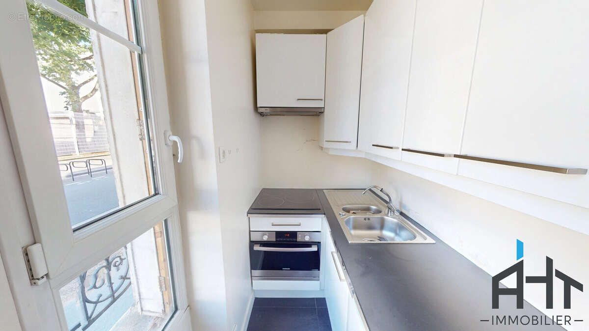 Appartement à PARIS-12E