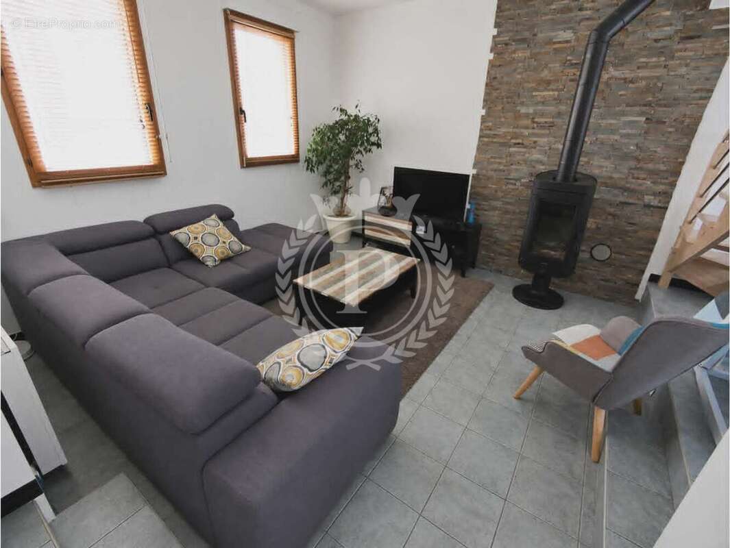 Maison à GOUY-SERVINS