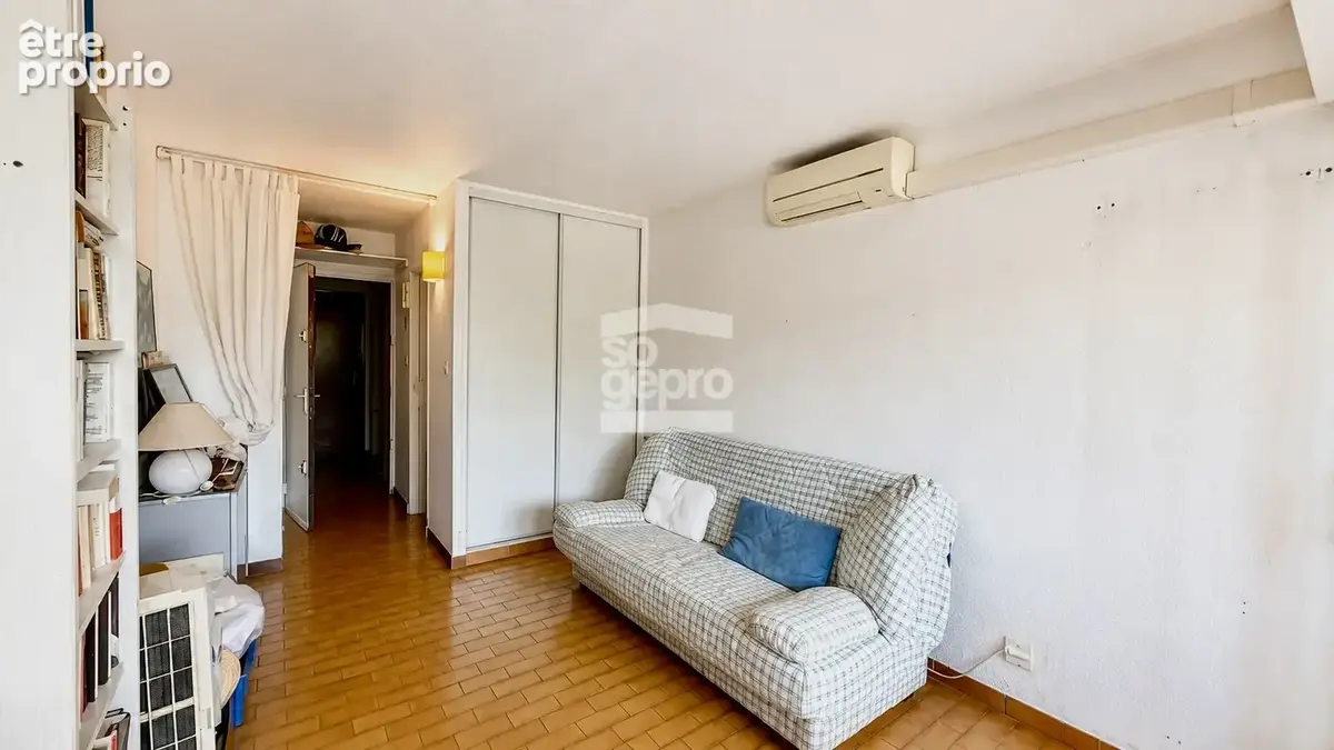 Réf : 2311 - Vente Studio climatisé avec loggia, secteur Centre-Port Cap d'Agde ! - photo 6