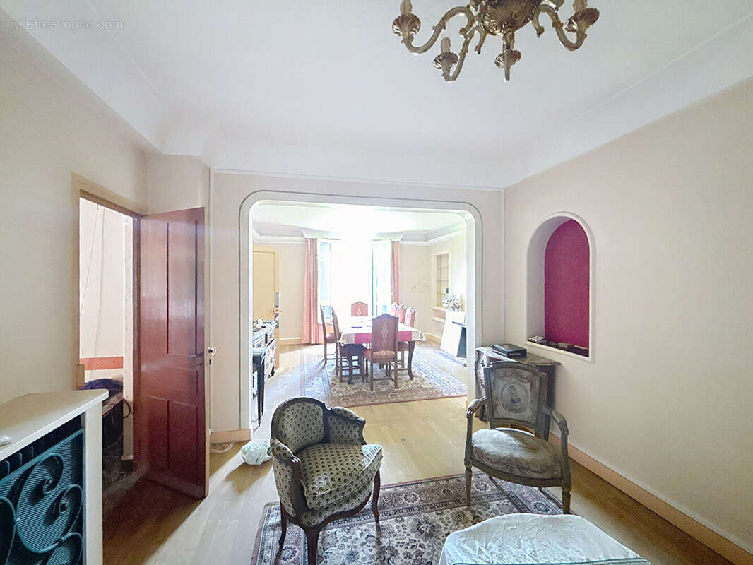 Maison à LE PERREUX-SUR-MARNE