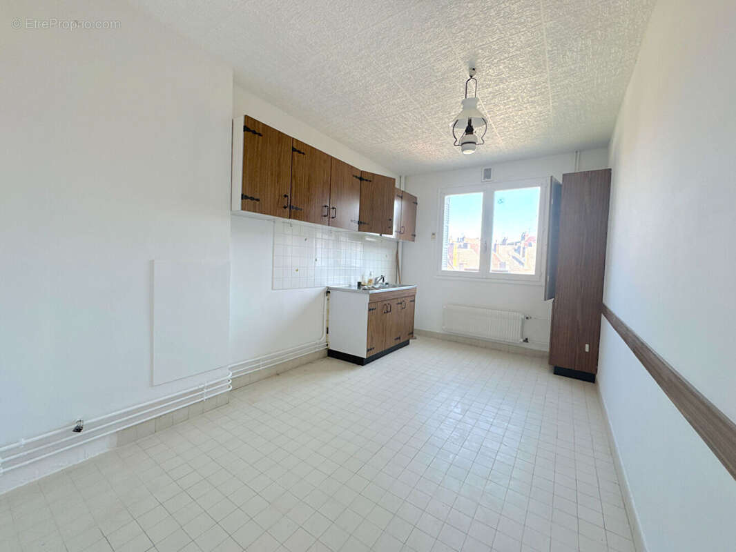 Appartement à LONS-LE-SAUNIER