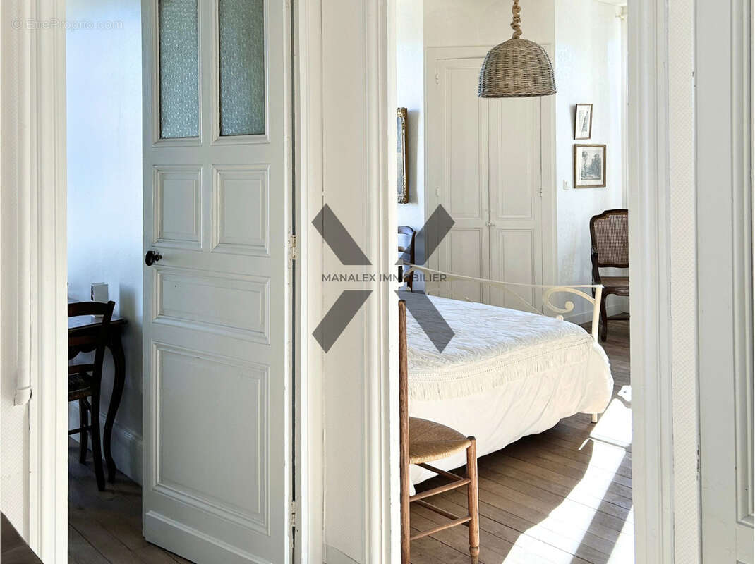 Maison à MABLY