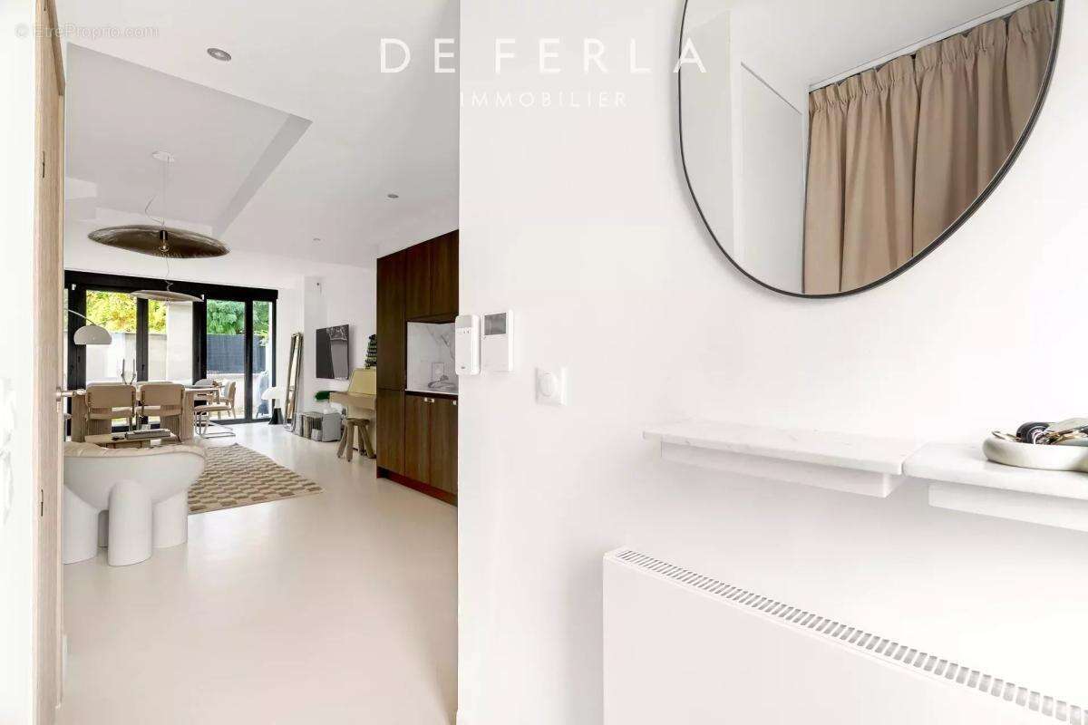 Appartement à SAINT-MAUR-DES-FOSSES