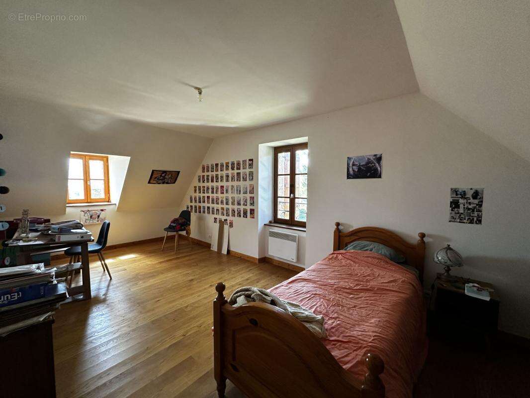 Maison à VICQ-SUR-BREUILH