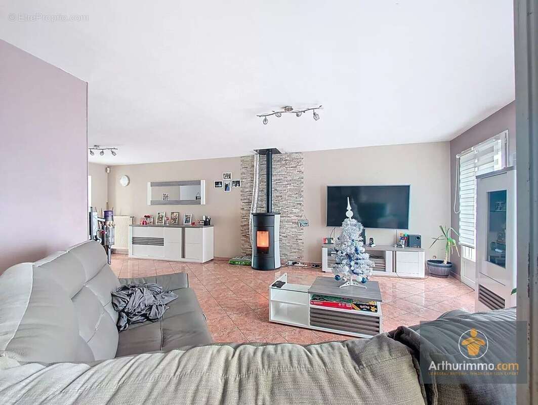 Maison à SAINT-LEGER-AUX-BOIS