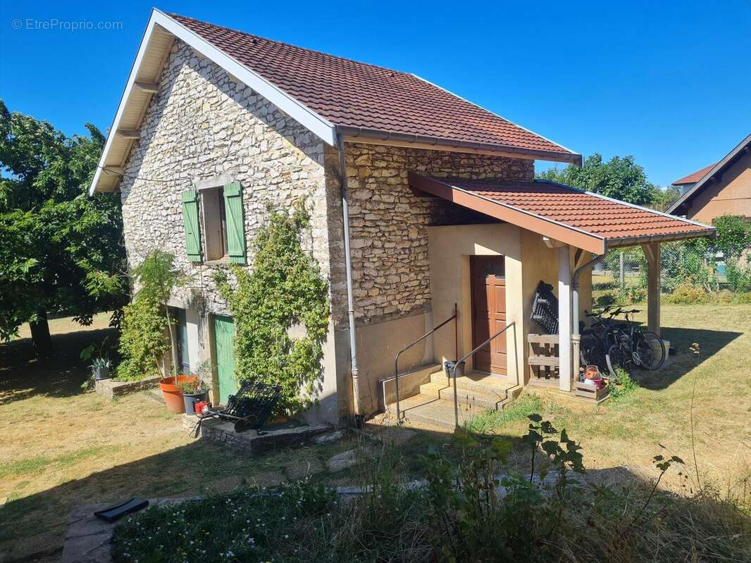 Maison 90 m² à Soleymieu  - photo 2