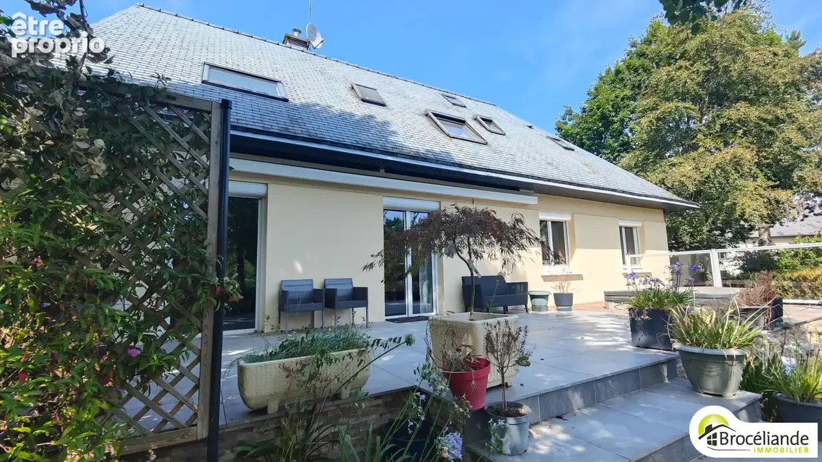 Maison à LE RHEU