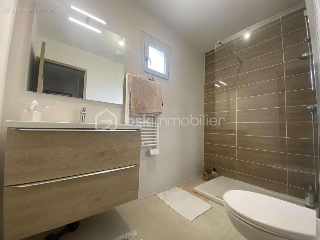 Maison à SIX-FOURS-LES-PLAGES