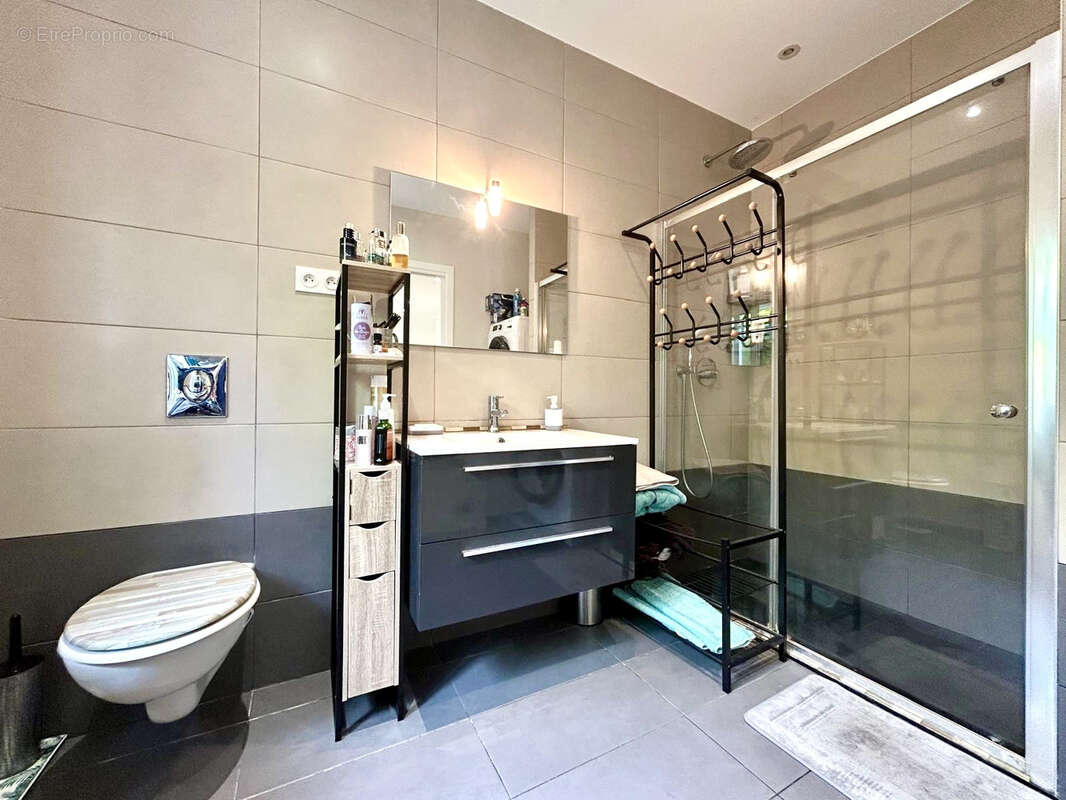 Appartement à ROQUEBRUNE-CAP-MARTIN