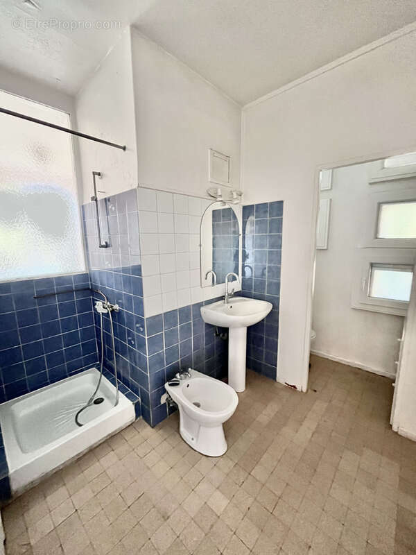 Aix en Provence, centre-ville à pied, appartement de 68m2 avec parking collectif. - photo 7
