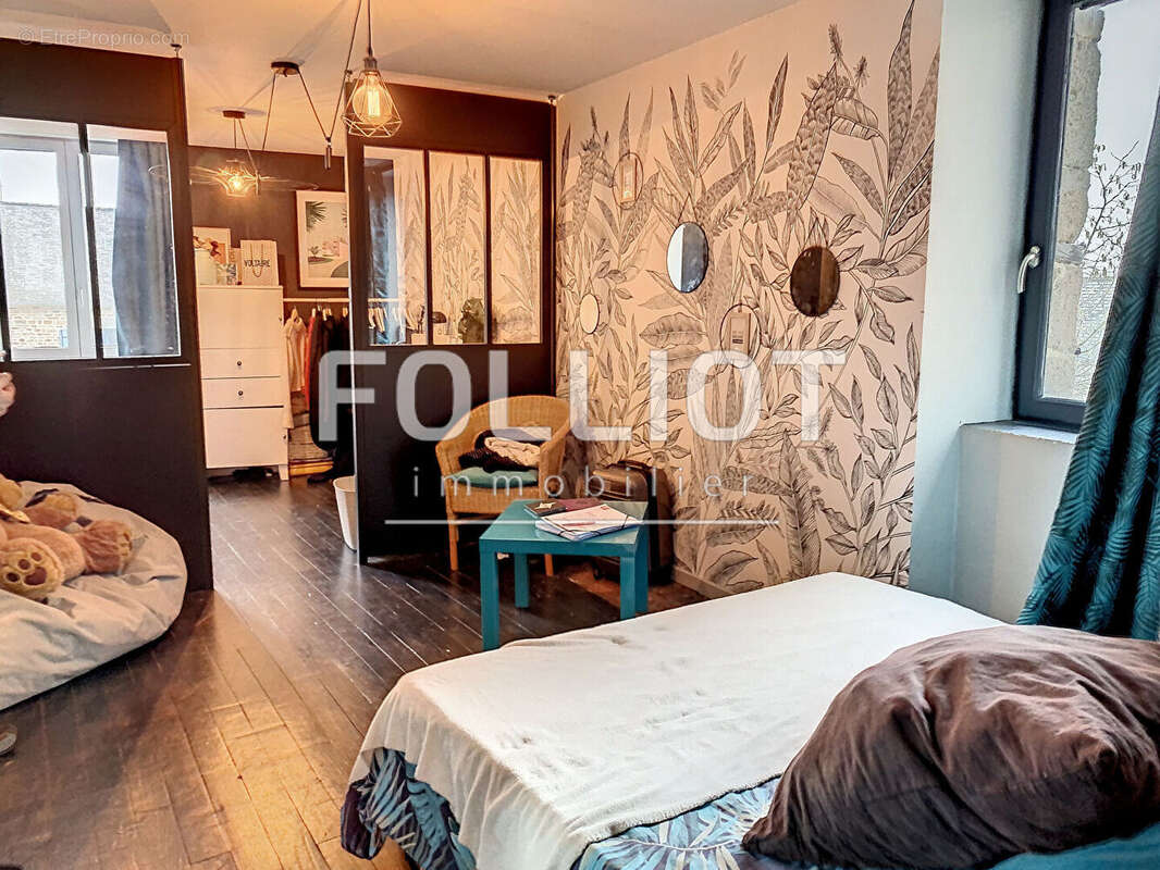 Maison à SAINT-AUBIN-DU-CORMIER