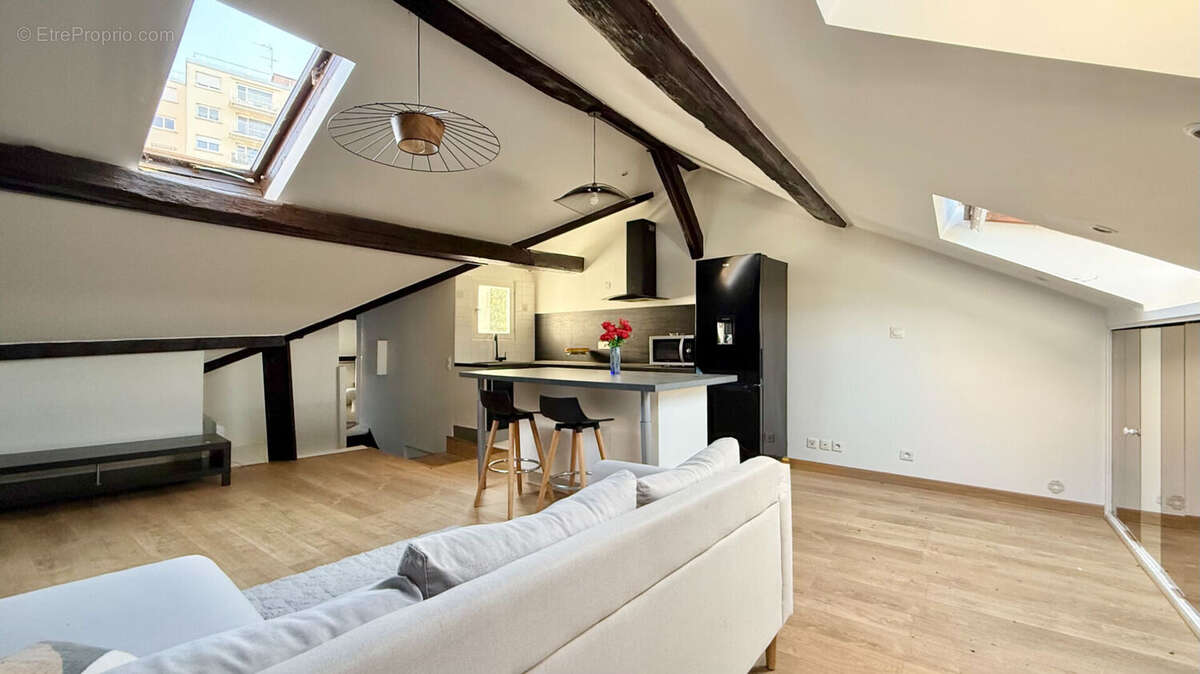 Appartement à CORBEIL-ESSONNES