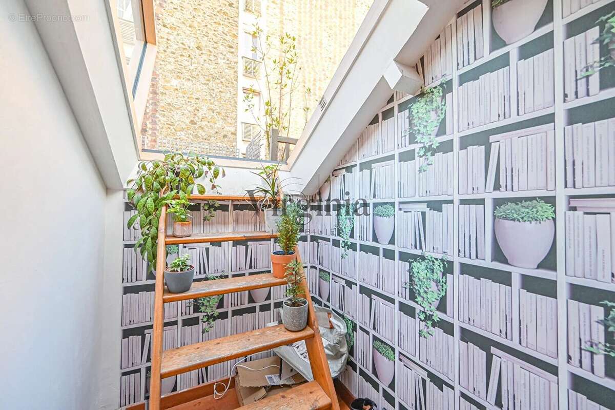 Appartement à CHARENTON-LE-PONT