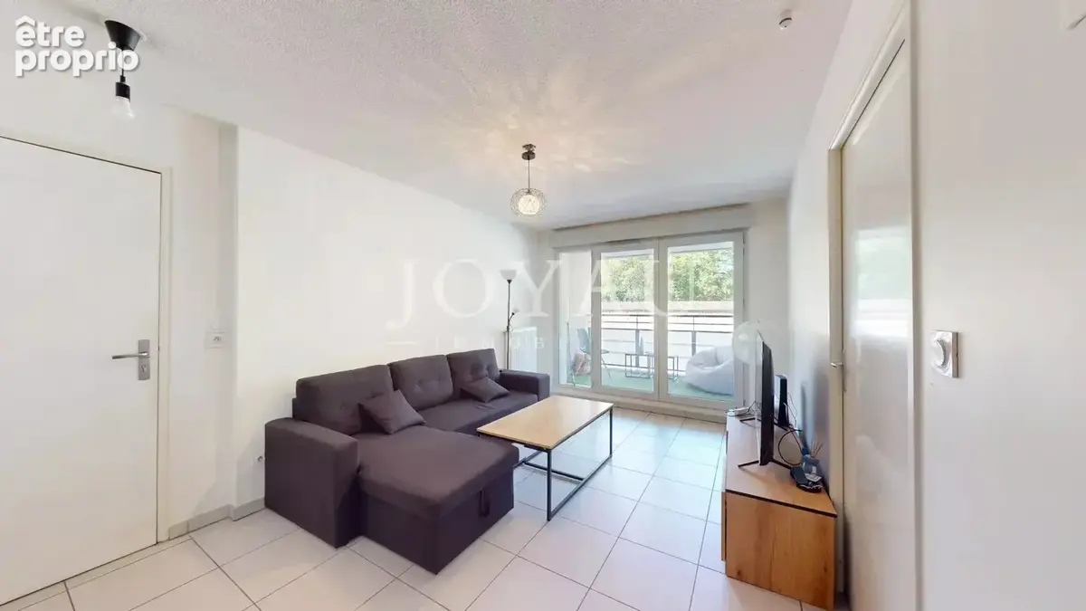 Toulouse – Saint-Michel  Appartement T2 de 39 m² avec balcon et parking - photo 3
