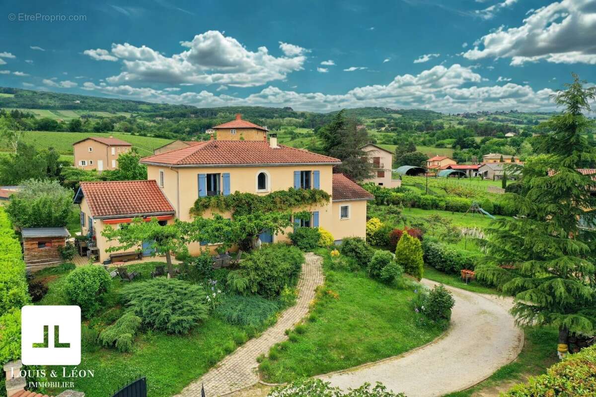 Maison à MORANCE